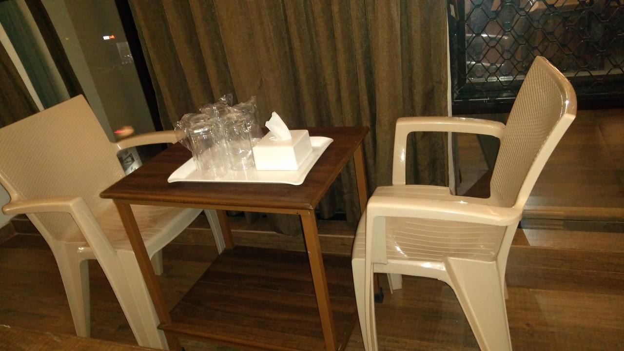 Hotel Maratha Residency Ратнаґірі Екстер'єр фото